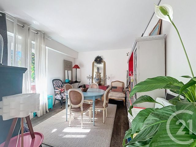 Afficher la photo en grand Appartement T4 à vendre - 4 pièces - 85,26 m2 - Bordeaux - 33 - AQUITAINE