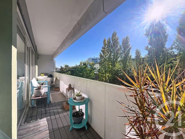 Afficher la photo en grand Appartement T4 à vendre - 4 pièces - 85,26 m2 - Bordeaux - 33 - AQUITAINE