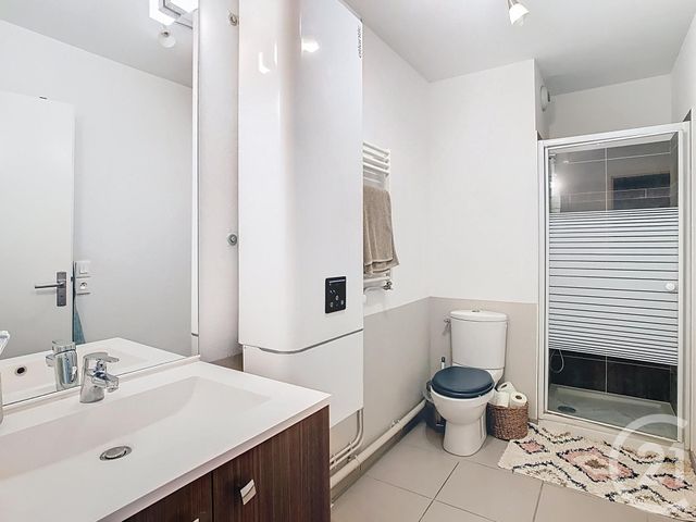 Afficher la photo en grand Appartement T3 à vendre - 3 pièces - 65,48 m2 - Bordeaux - 33 - AQUITAINE