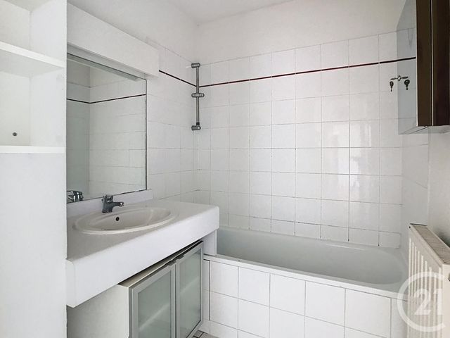 Appartement T3 à louer - 3 pièces - 70,50 m2 - Bordeaux - 33 - AQUITAINE