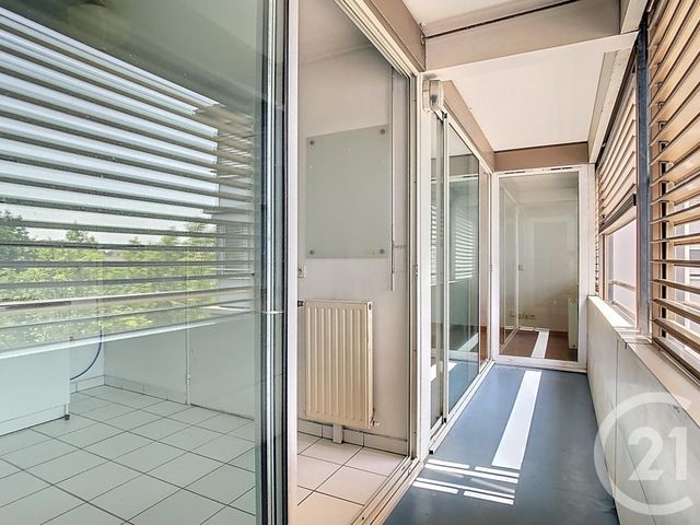 Appartement T3 à louer - 3 pièces - 70,50 m2 - Bordeaux - 33 - AQUITAINE