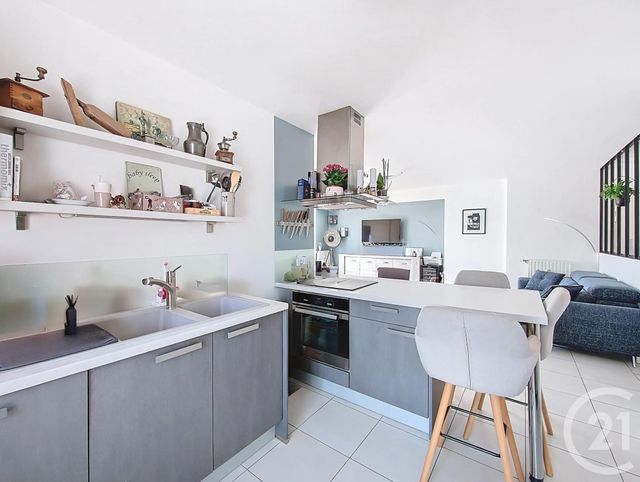 Appartement T4 à vendre - 4 pièces - 85,50 m2 - Bordeaux - 33 - AQUITAINE