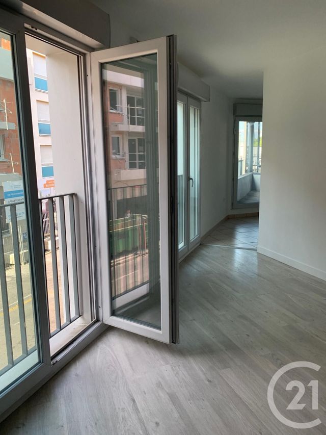 Appartement T3 à louer - 3 pièces - 55,35 m2 - Cenon - 33 - AQUITAINE