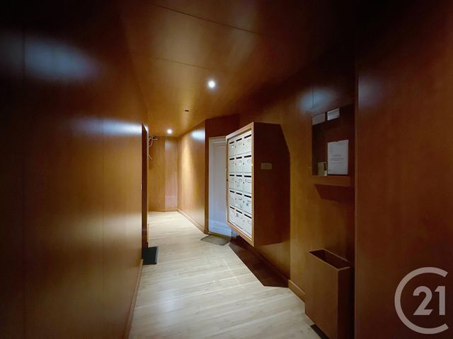 Appartement T3 à vendre - 3 pièces - 50,21 m2 - Bordeaux - 33 - AQUITAINE