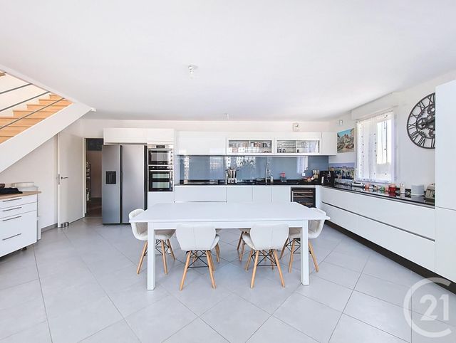 Afficher la photo en grand Appartement T5 à vendre - 5 pièces - 122,64 m2 - Bordeaux - 33 - AQUITAINE