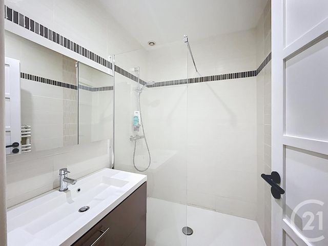 Appartement T4 à vendre - 4 pièces - 106,10 m2 - Bordeaux - 33 - AQUITAINE