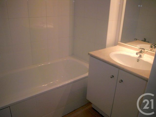 Appartement F2 à louer - 2 pièces - 39,82 m2 - Bordeaux - 33 - AQUITAINE