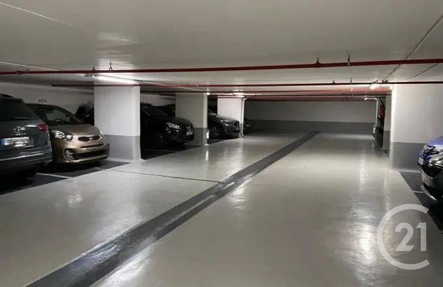 Parking à louer - 12 m2 - Bordeaux - 33 - AQUITAINE