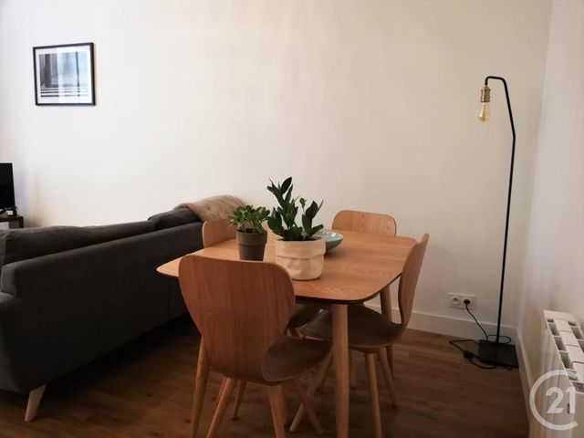 Appartement F2 à louer - 2 pièces - 47,88 m2 - Bordeaux - 33 - AQUITAINE