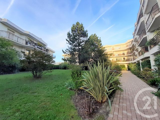 Appartement T4 à louer - 4 pièces - 108,08 m2 - Bordeaux - 33 - AQUITAINE