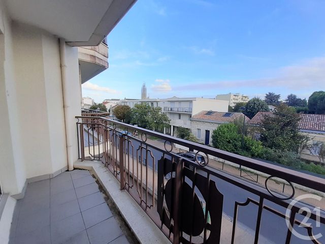 Appartement T4 à louer - 4 pièces - 108,08 m2 - Bordeaux - 33 - AQUITAINE