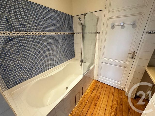 Appartement T3 &agrave; louer - 3 pi&egrave;ces - 80,14 m2 - Bordeaux - 33 - AQUITAINE