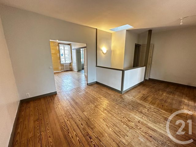 Appartement T3 &agrave; louer - 3 pi&egrave;ces - 80,14 m2 - Bordeaux - 33 - AQUITAINE