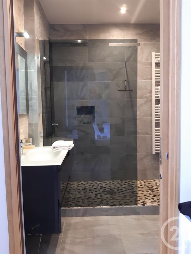 Appartement T2 &agrave; louer - 2 pi&egrave;ces - 56,88 m2 - Bordeaux - 33 - AQUITAINE