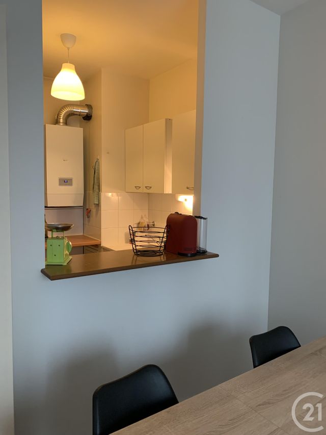 Appartement F2 &agrave; louer - 2 pi&egrave;ces - 41,38 m2 - Bordeaux - 33 - AQUITAINE