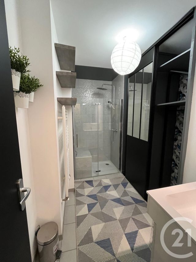 Appartement T2 &agrave; louer - 2 pi&egrave;ces - 44,11 m2 - Bordeaux - 33 - AQUITAINE