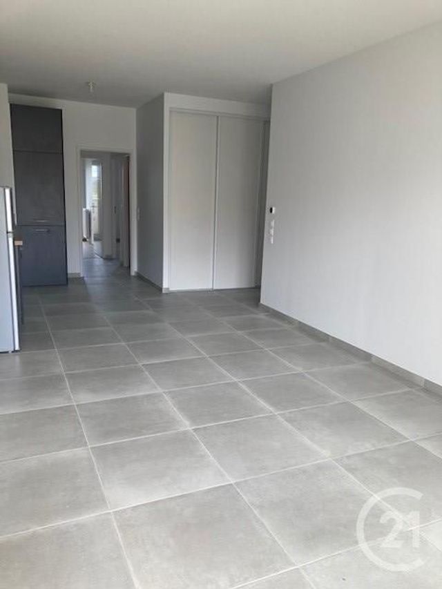 Appartement F3 &agrave; louer - 3 pi&egrave;ces - 63,23 m2 - Cenon - 33 - AQUITAINE