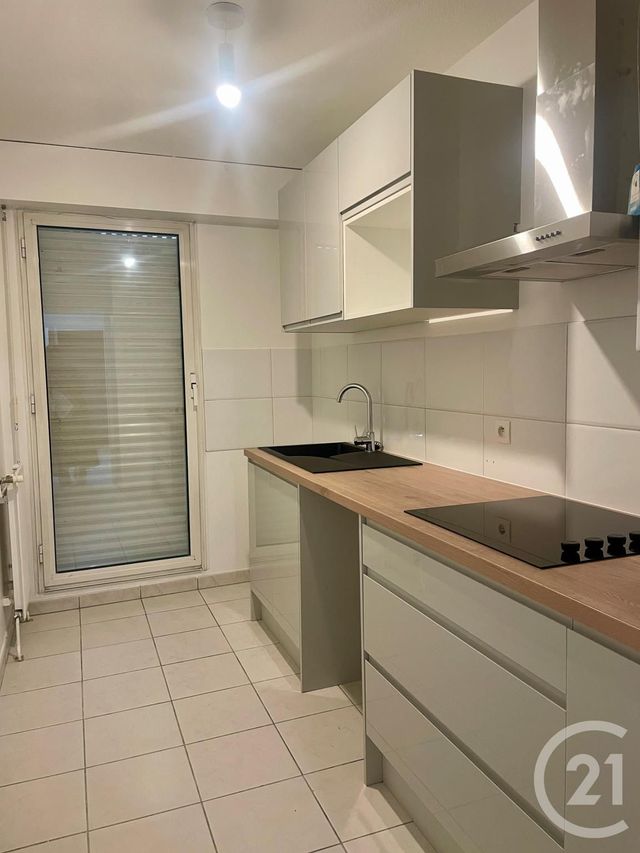 Appartement T2 &agrave; louer - 2 pi&egrave;ces - 54,20 m2 - Bordeaux - 33 - AQUITAINE