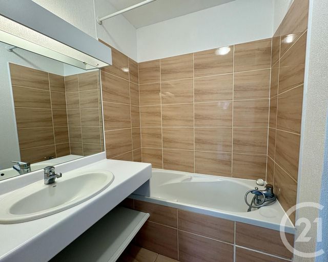 Appartement T2 &agrave; louer - 2 pi&egrave;ces - 54,20 m2 - Bordeaux - 33 - AQUITAINE