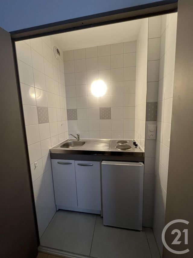 Appartement Studio &agrave; louer - 1 pi&egrave;ce - 29,08 m2 - Bordeaux - 33 - AQUITAINE
