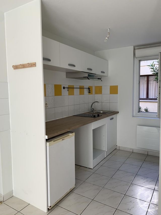Appartement F1 &agrave; louer - 1 pi&egrave;ce - 29,81 m2 - Bordeaux - 33 - AQUITAINE