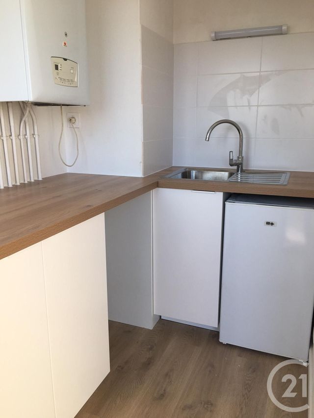 Appartement Studio &agrave; louer - 1 pi&egrave;ce - 24,24 m2 - Talence - 33 - AQUITAINE