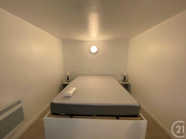 Appartement Studio &agrave; louer - 1 pi&egrave;ce - 24,65 m2 - Bordeaux - 33 - AQUITAINE