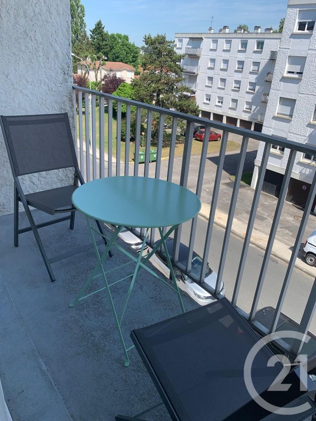 Appartement Chambre &agrave; louer - 1 pi&egrave;ce - 9,59 m2 - Pessac - 33 - AQUITAINE