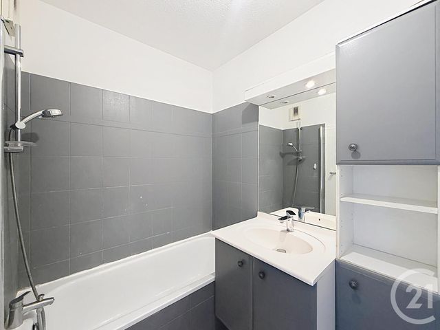 Appartement T2 &agrave; vendre - 2 pi&egrave;ces - 42,24 m2 - Bordeaux - 33 - AQUITAINE