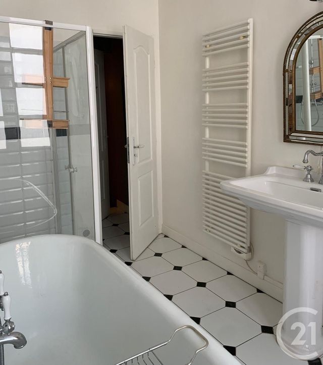 Appartement T3 &agrave; louer - 3 pi&egrave;ces - 89,13 m2 - Bordeaux - 33 - AQUITAINE