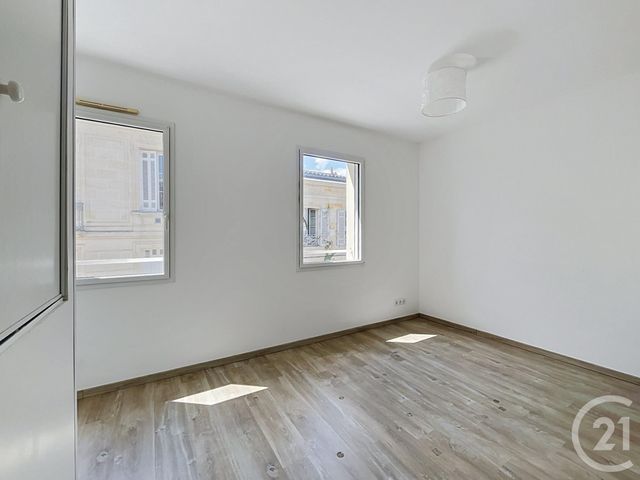 Maison &agrave; louer - 5 pi&egrave;ces - 88,41 m2 - Bordeaux - 33 - AQUITAINE