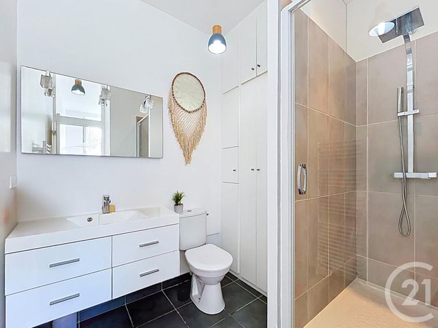 Appartement &agrave; vendre - 2 pi&egrave;ces - 43,37 m2 - Bordeaux - 33 - AQUITAINE