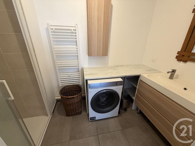 Appartement T3 &agrave; louer - 3 pi&egrave;ces - 65,31 m2 - Begles - 33 - AQUITAINE