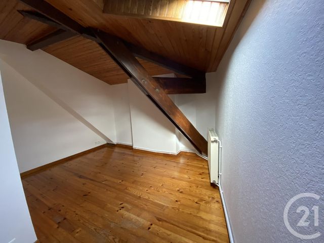 Appartement T4 &agrave; louer - 4 pi&egrave;ces - 99,04 m2 - Le Bouscat - 33 - AQUITAINE