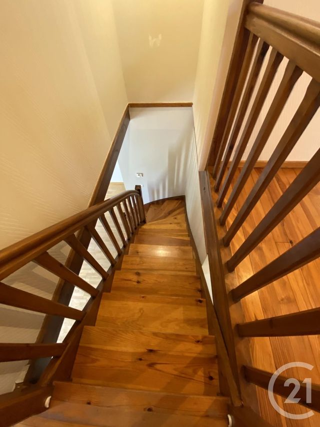Appartement T4 &agrave; louer - 4 pi&egrave;ces - 99,04 m2 - Le Bouscat - 33 - AQUITAINE