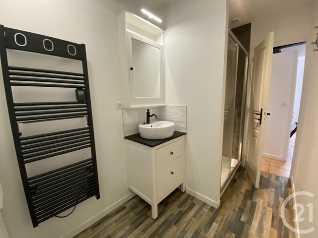 Appartement T3 &agrave; louer - 3 pi&egrave;ces - 52,04 m2 - Le Bouscat - 33 - AQUITAINE