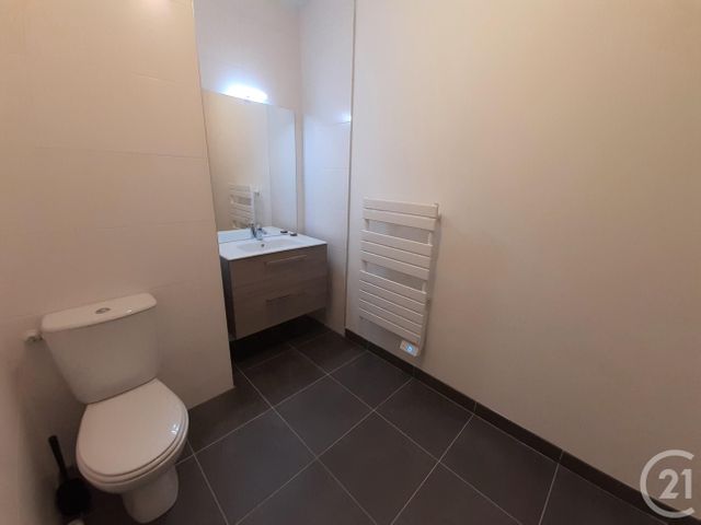 Appartement T2 &agrave; louer - 2 pi&egrave;ces - 52,43 m2 - Le Bouscat - 33 - AQUITAINE